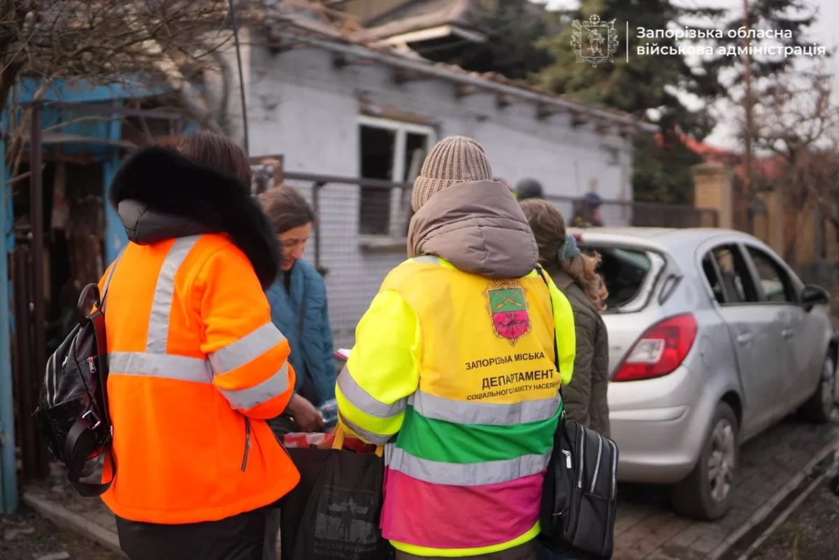 Homes damaged and residents wounded in Russian attack on Zaporizhzhia photo / video