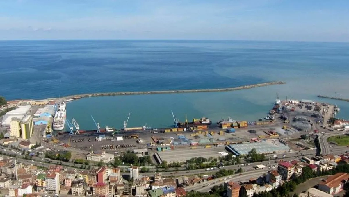IRGC threatens to destroy any ship trying to transit Strait of Hormuz