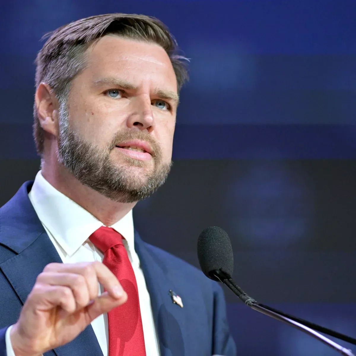 Vance: Ending Iran war requires "one step forward, two steps back"
