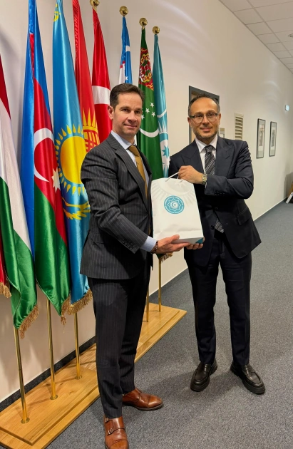 TURKPA secretary general meets OTS executive director in Budapest (PHOTO)