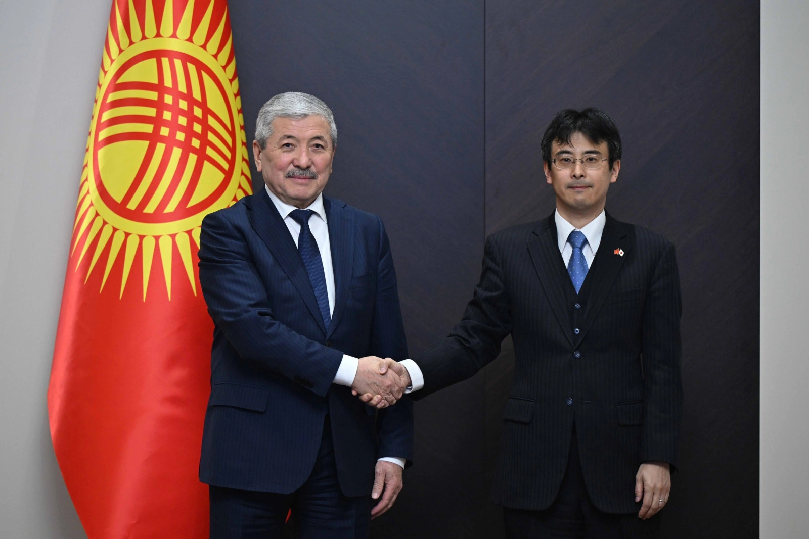 Kyrgyzstan and JICA review long-term development projects