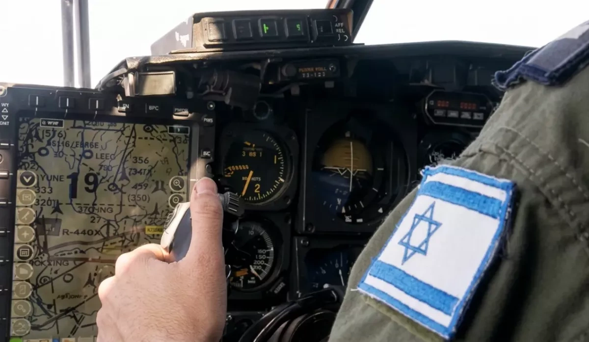 Israeli army intensifies attacks on Hezbollah's facilities in Beirut