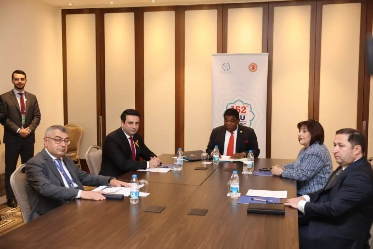 Azerbaijani, Armenian offciials agree to continue parliamentary dialogue