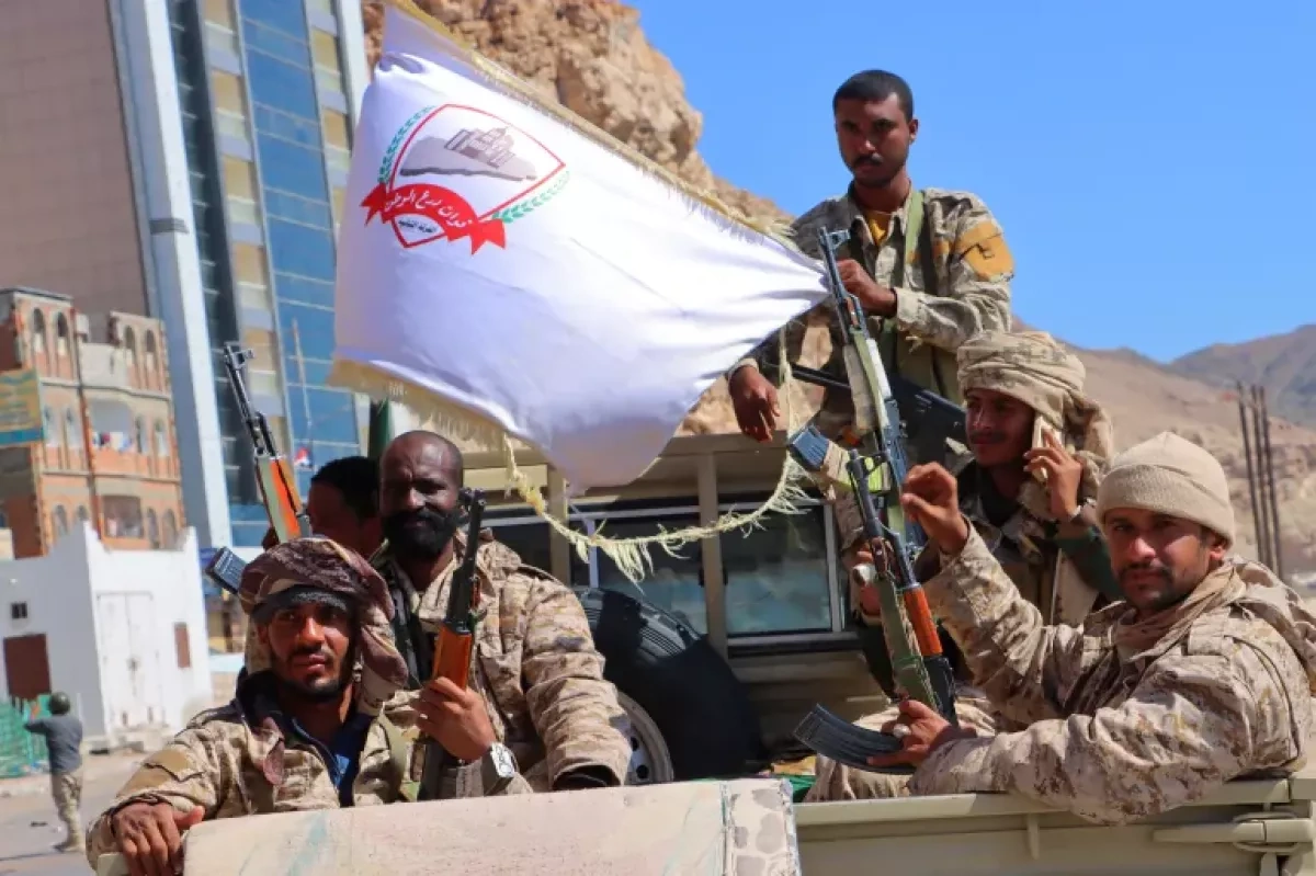 Delayed salaries deepen hardships for Yemeni government soldiers