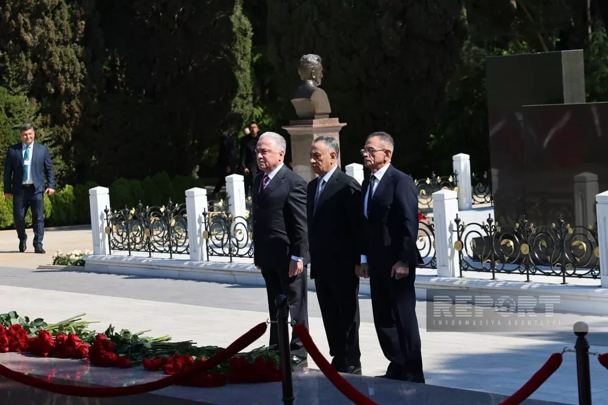 Officials pay tribute to National Leader Heydar Aliyev on his 103rd birth anniversary PHOTO
