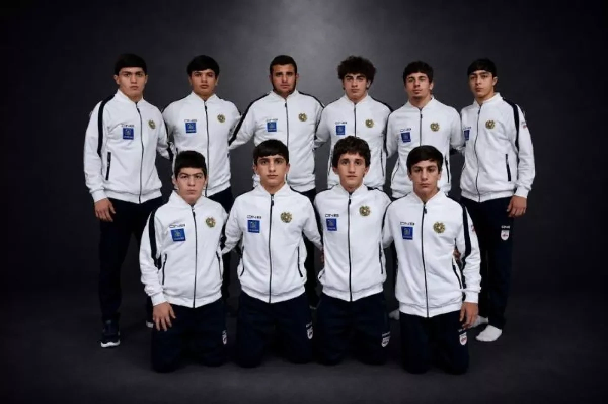 Armenia’s U-17 wrestling team arrives in Baku for world championship