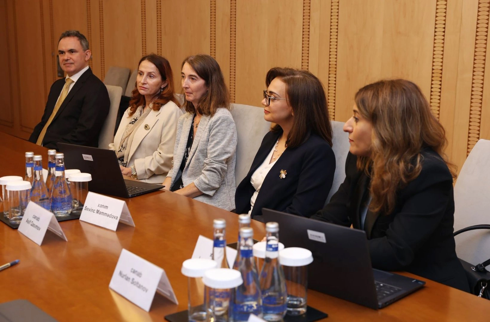 Azerbaijan, World Bank discuss strengthening public financial management reforms (PHOTO)