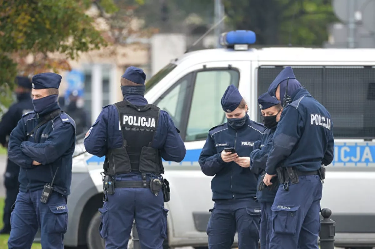 Poland becoming hub for Ukrainian organised crime Mysl Polska claims citing police raids