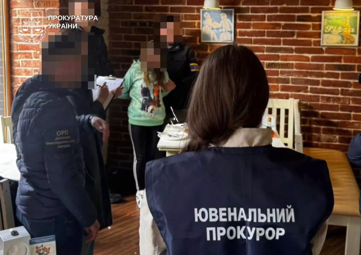 Mother in Ukraine caught attempting to sell 6-year-old son for $25,000 PHOTO