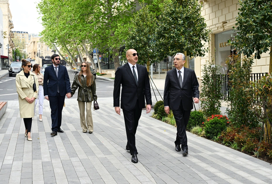 President Ilham Aliyev, First Lady Mehriban Aliyeva attend inauguration of Islam Safarli Street following reconstruction (PHOTO)