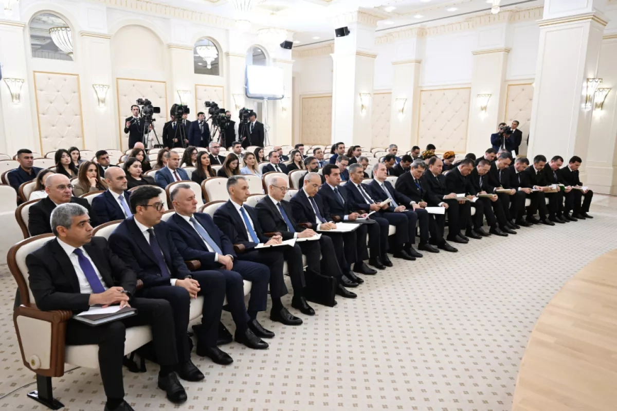 Azerbaijan, Turkmenistan leaders deliver press statements PHOTO