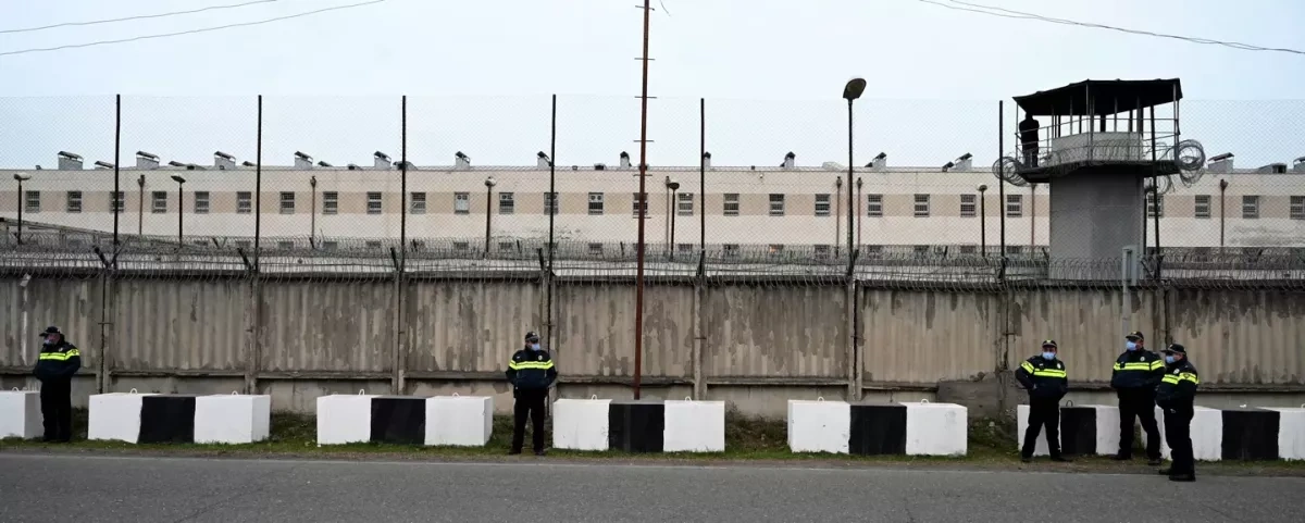 Georgia closes loopholes for migrants Article by Vladimir Tskhvediani