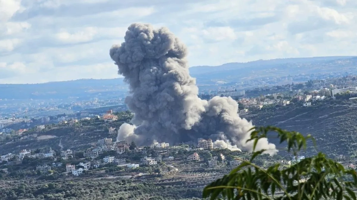 Four injured in Israeli airstrikes on southern Lebanon PHOTO