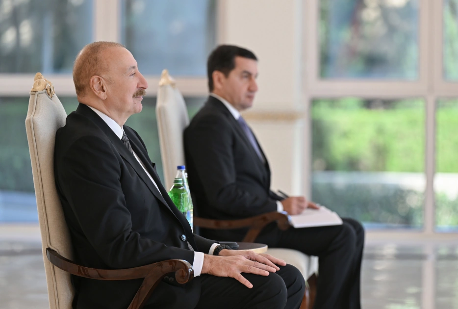 President Ilham Aliyev receives Sweden's newly appointed ambassador to Azerbaijan (PHOTO)