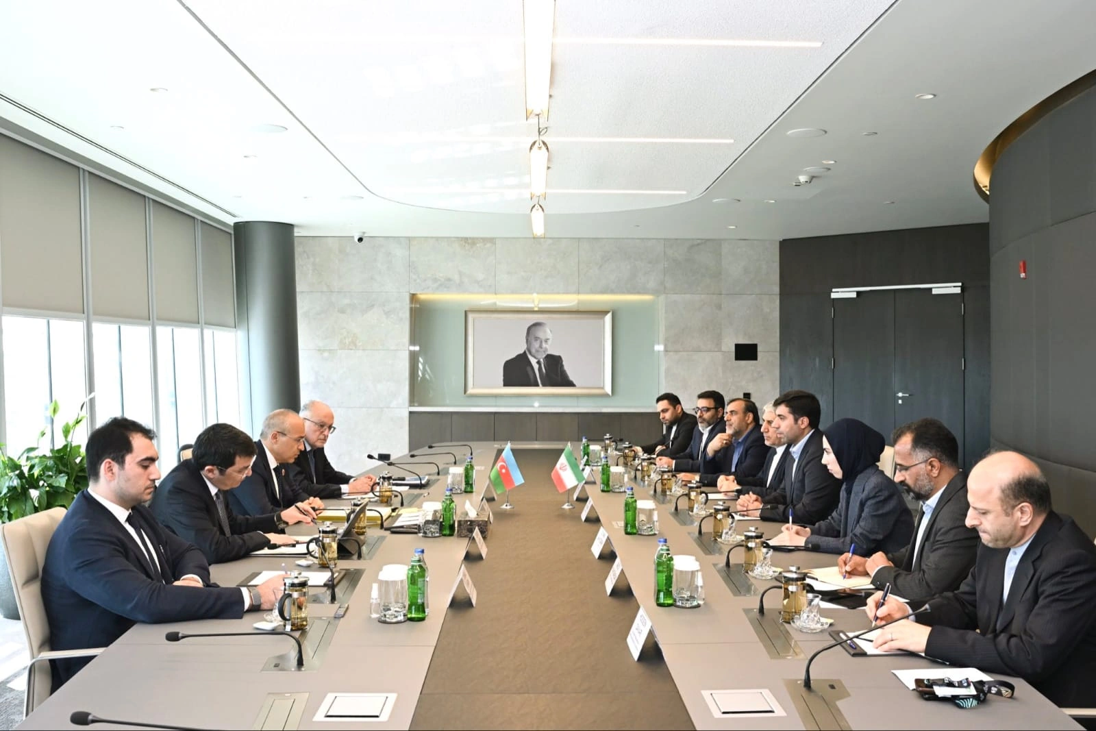 Azerbaijan and Iran share economic collaboration insights