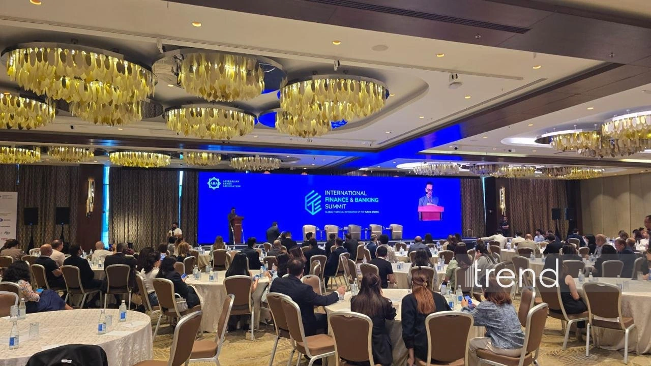 Baku hosts second day of International Finance and Banking Summit (PHOTO)