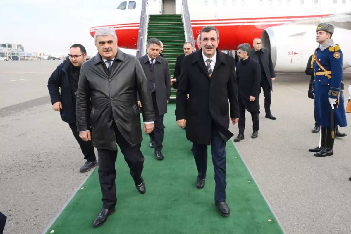 Turkish VP arrives in Azerbaijan for official visit PHOTOS