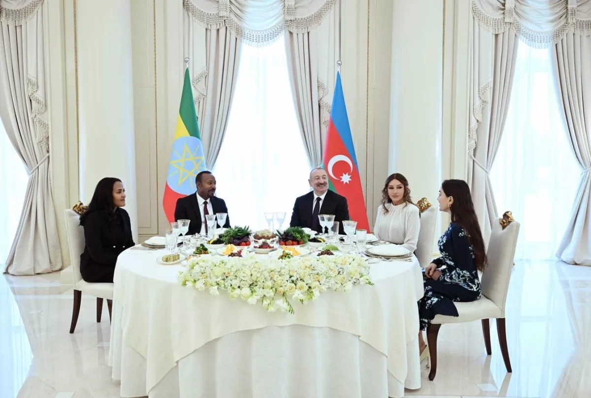Azerbaijan's first couple hosts Ethiopian PM, first lady at official dinner PHOTO