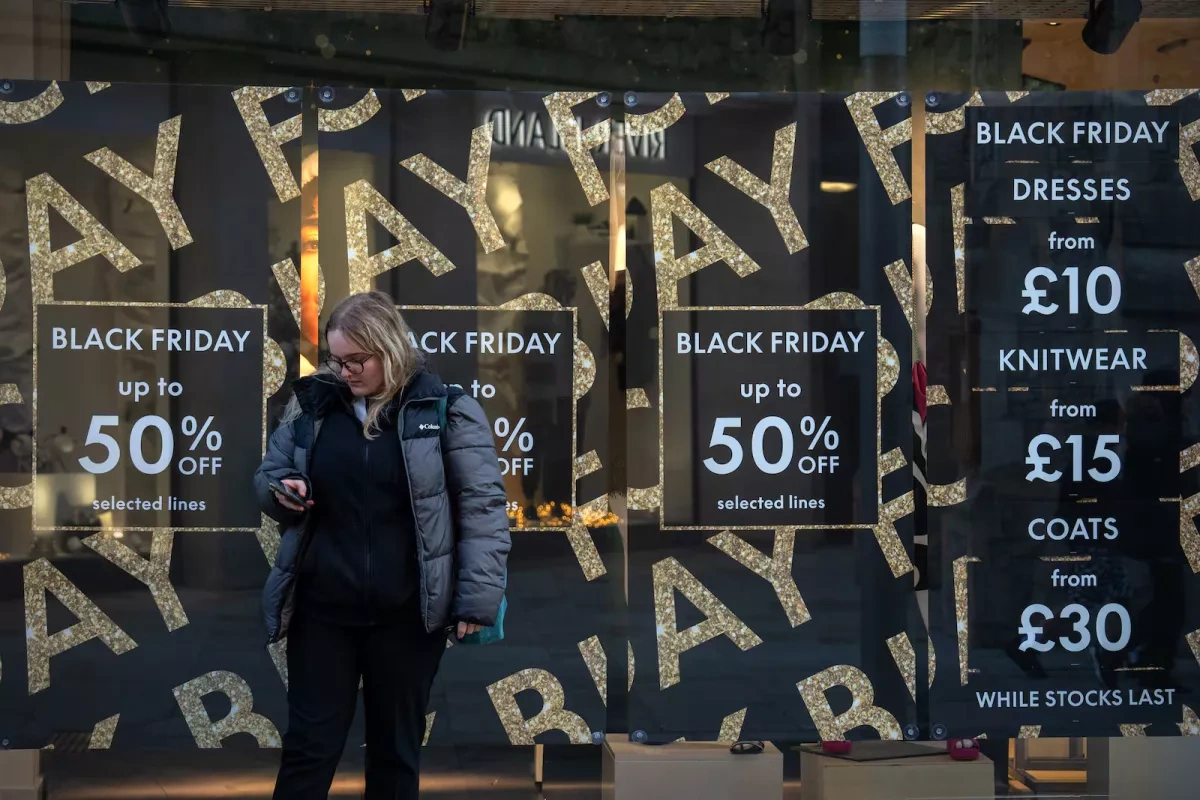 UK retail sales slip as Black Friday fails to lift spending