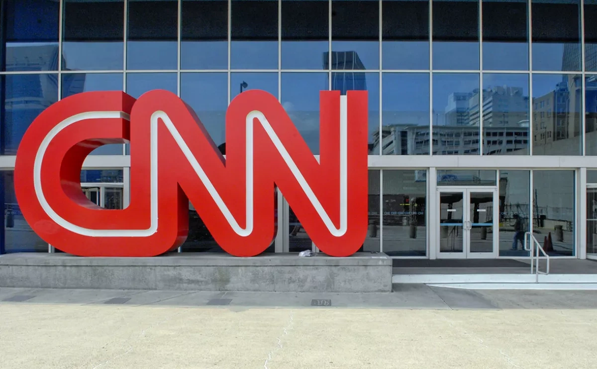 News outlets to sue Trump over White House access ban