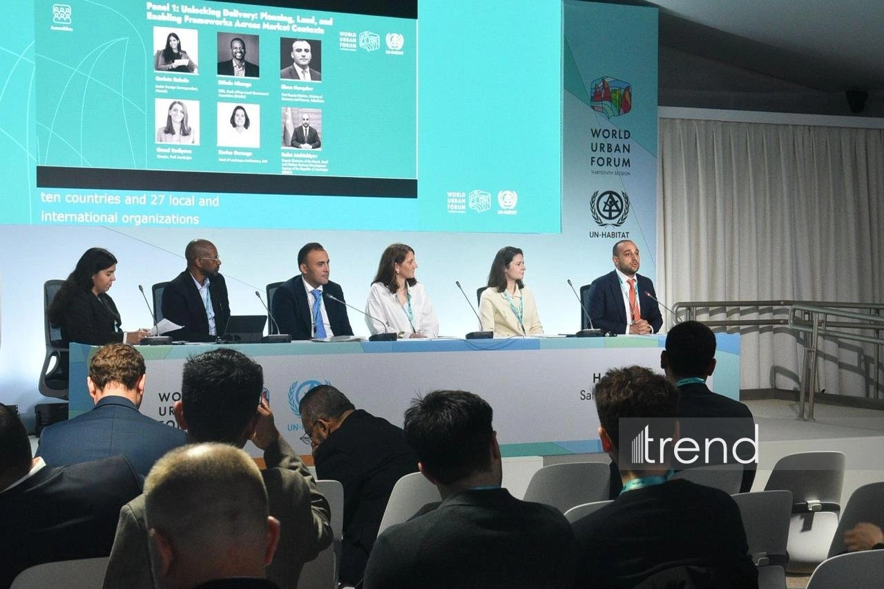 First day of WUF13 wraps up in Baku (PHOTO)