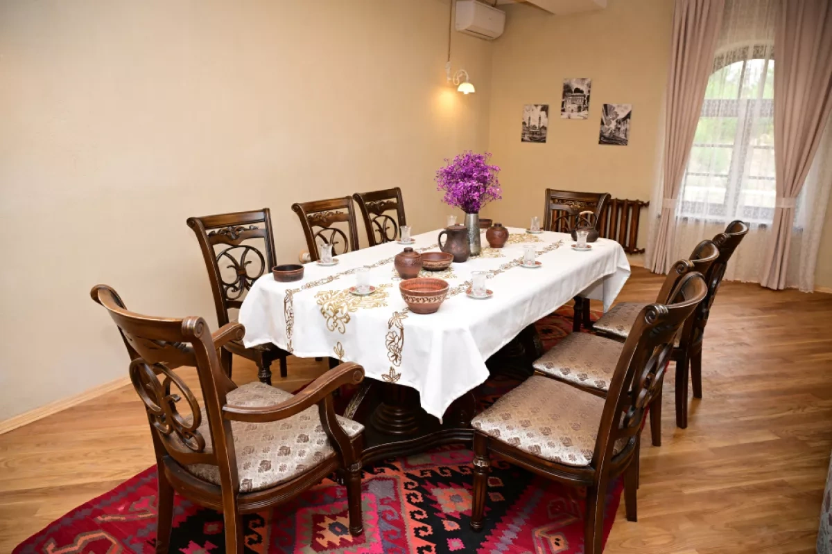 President Aliyev reviews restored buildings of “Yasaman” Hotel in Shusha PHOTO