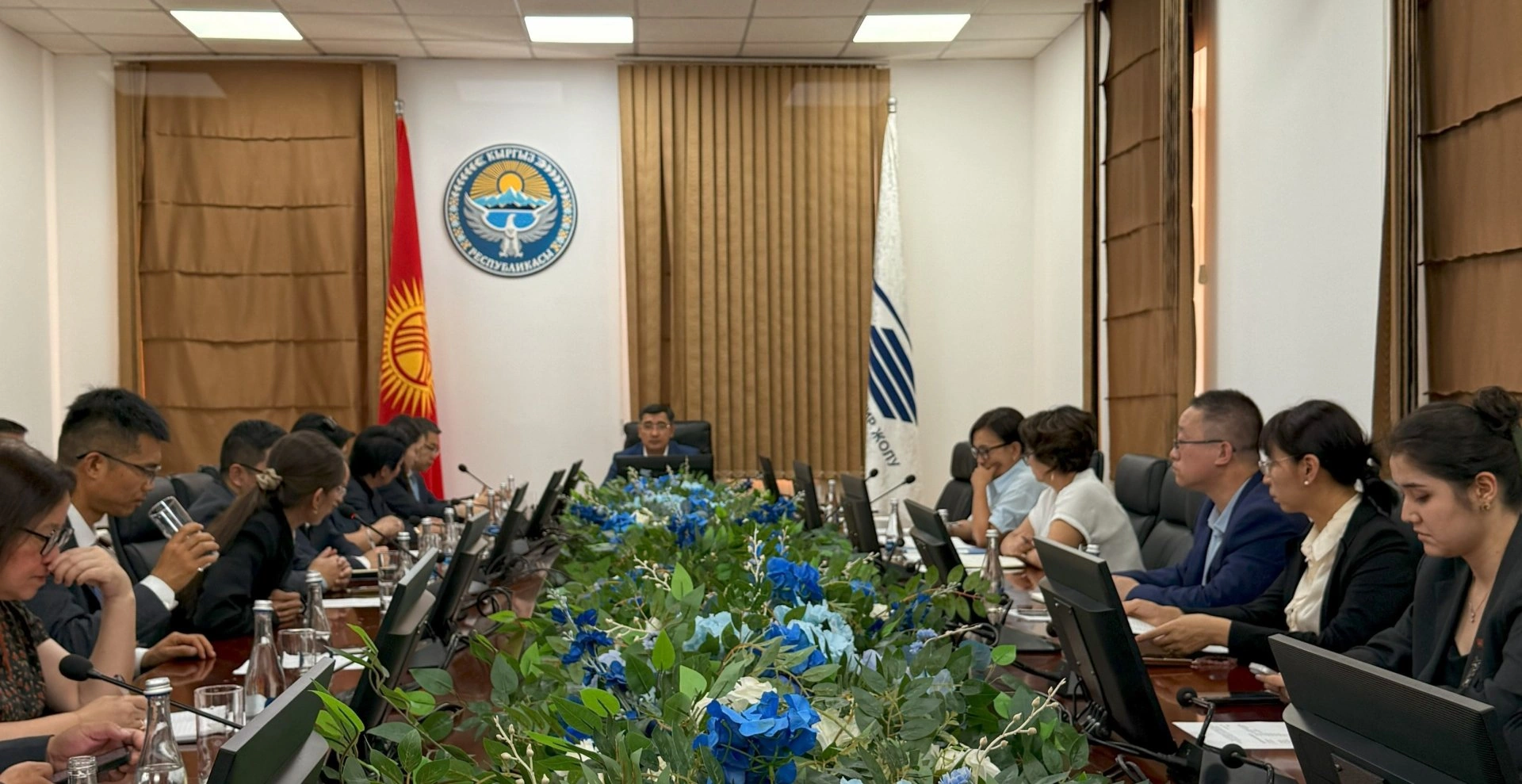 Kyrgyzstan to need 2,500 specialists for China railway - Kyrgyz Temir Zholu