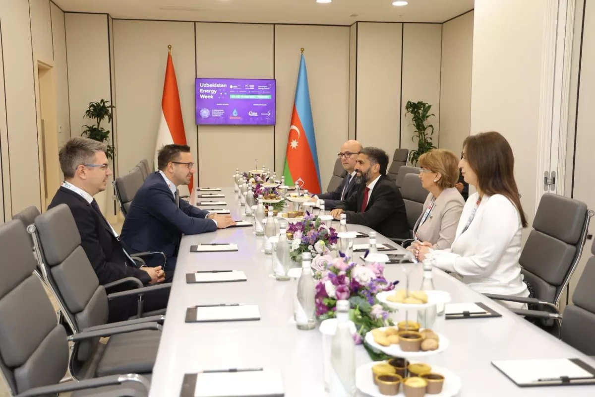 SOCAR leadership eye expanded collaboration with Hungarian energy company