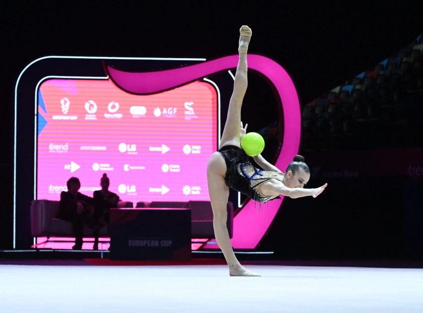 First VP Mehriban Aliyeva watches European Cup in Rhythmic Gymnastics (PHOTO)