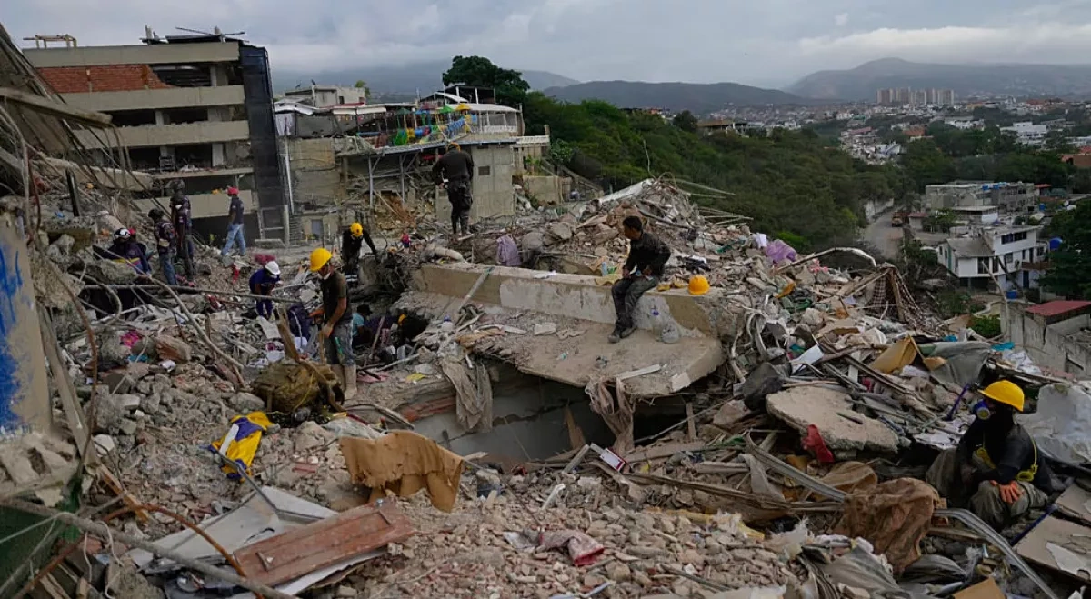 Venezuela earthquake death toll rises to 3,685