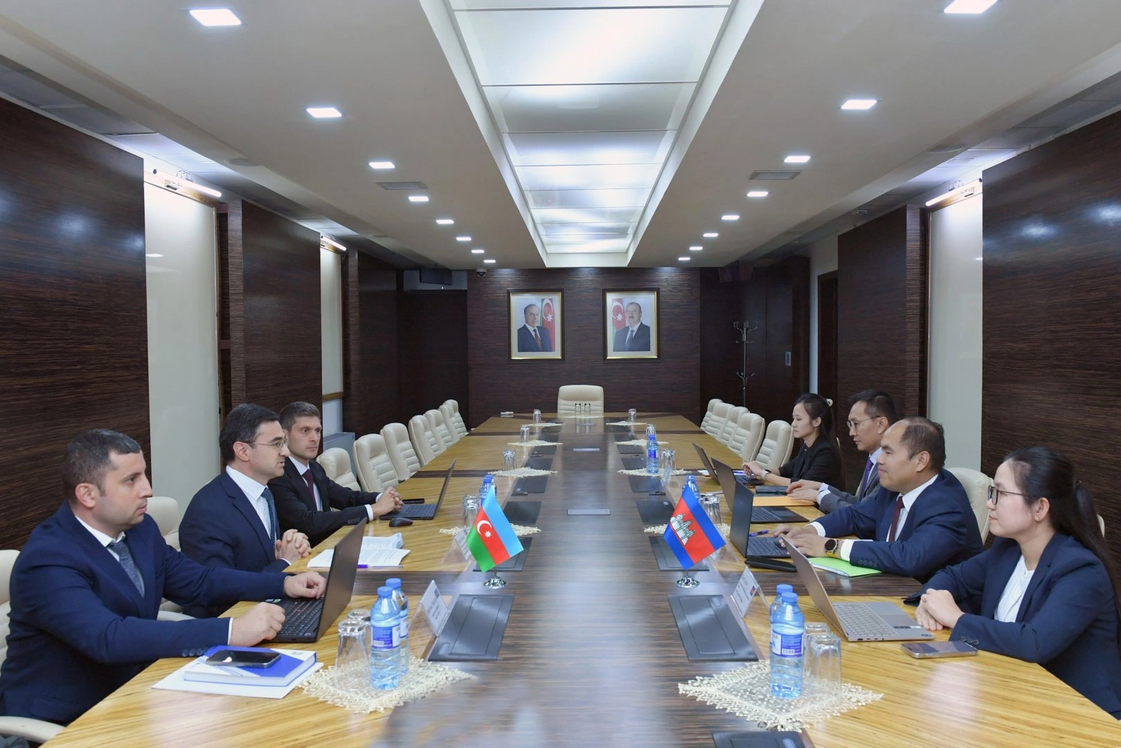 Azerbaijan, Cambodia move to eliminate double taxation (PHOTO)