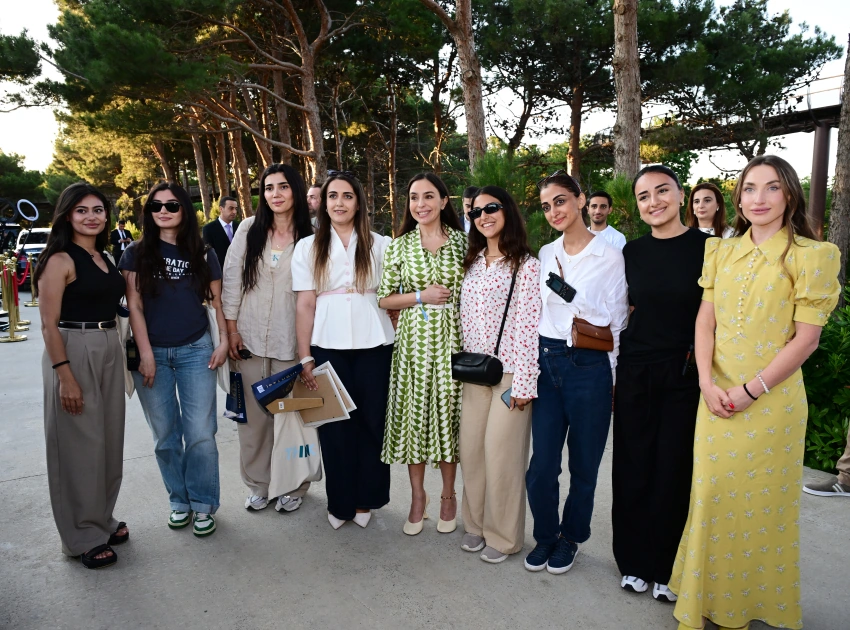 Leyla Aliyeva and Alena Aliyeva attend Charity Festival (PHOTO)