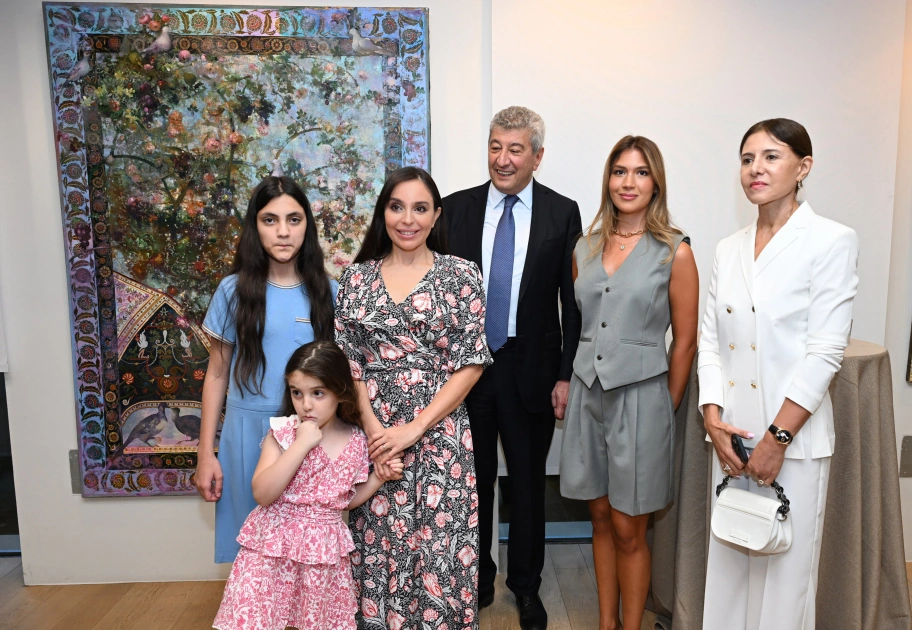 Heydar Aliyev Foundation VP Leyla Aliyeva, Arzu Aliyeva attend MAMA “Mother Nature” international art exhibition in Madrid (PHOTO)