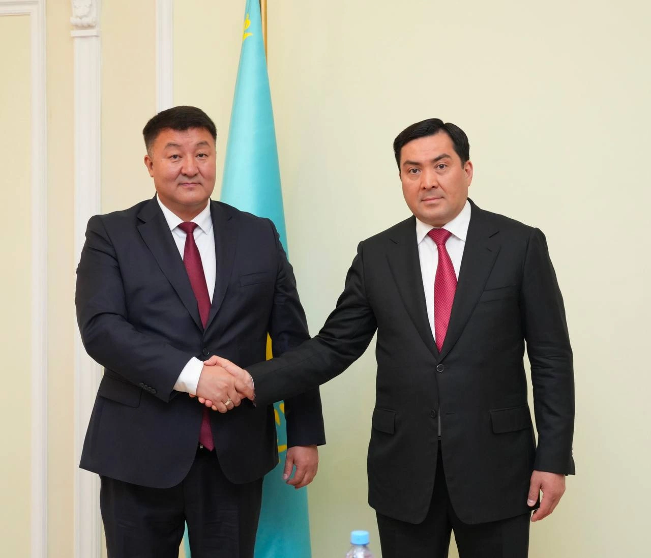 Kazakhstan, Kyrgyzstan discuss energy sector cooperation