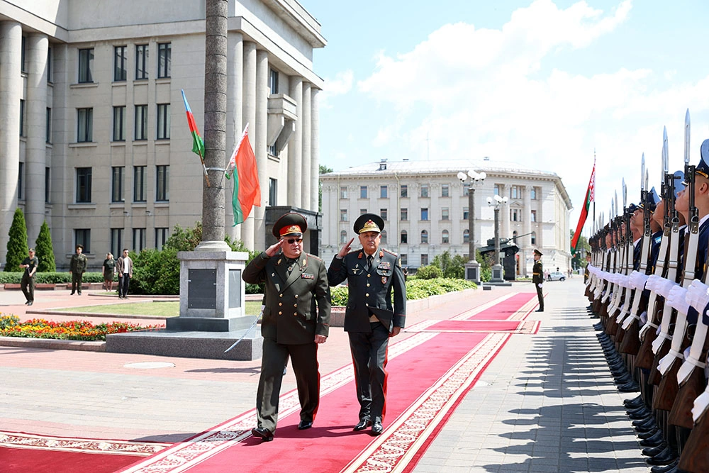 Chief of General Staff of Azerbaijan Army arrives on official visit to Belarus (PHOTO)