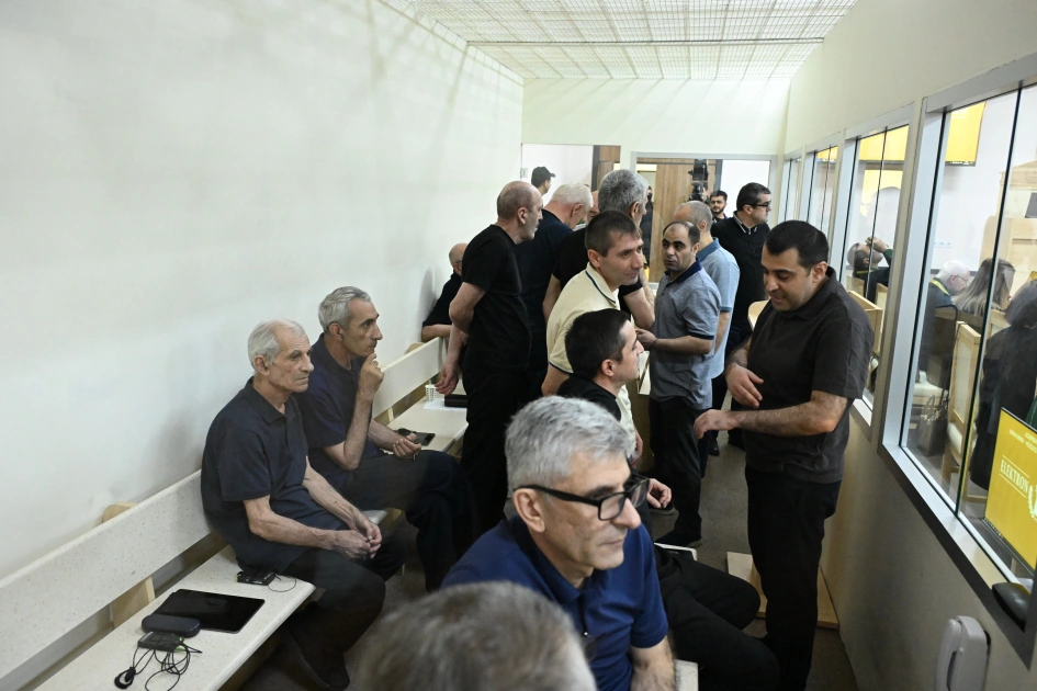 Judicial panel retires to deliberate appeals filed by Armenian nationals convicted by Baku Military Court (PHOTO)