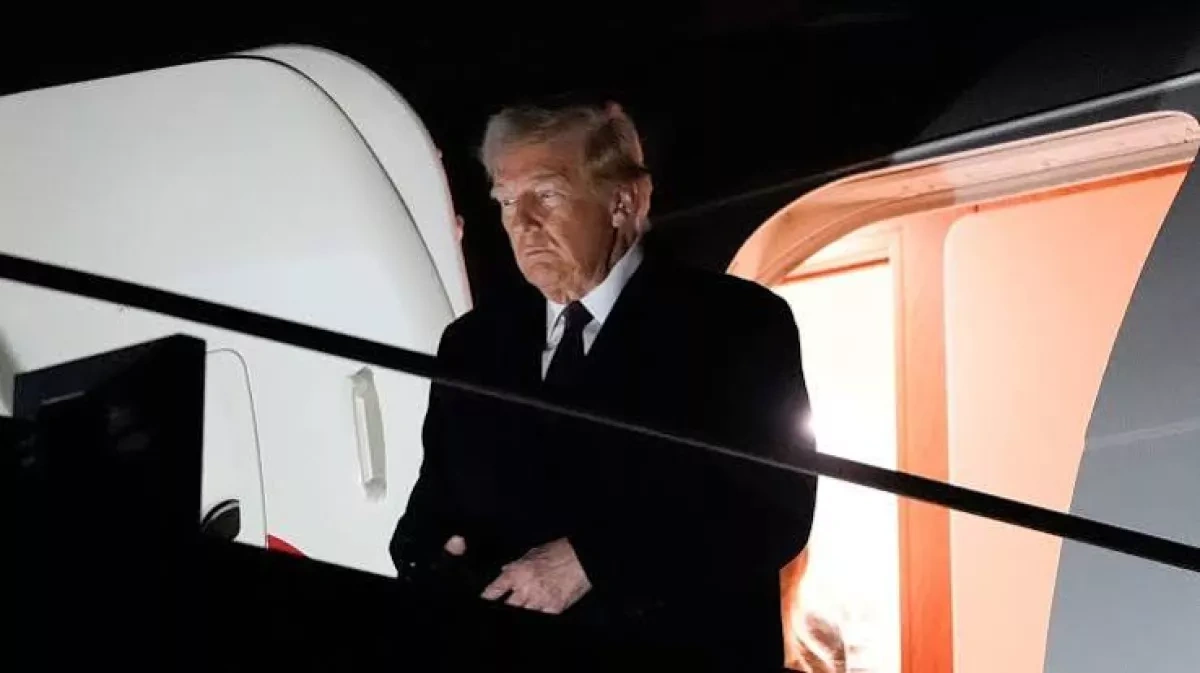 Trump returns to Washington early as White House remains silent on reasons