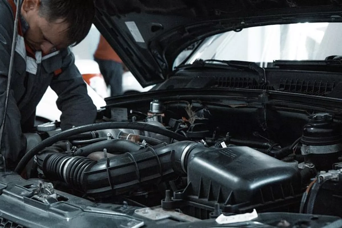 Chinese car owners in Russia face repair issues linked to Euro 2 petrol
