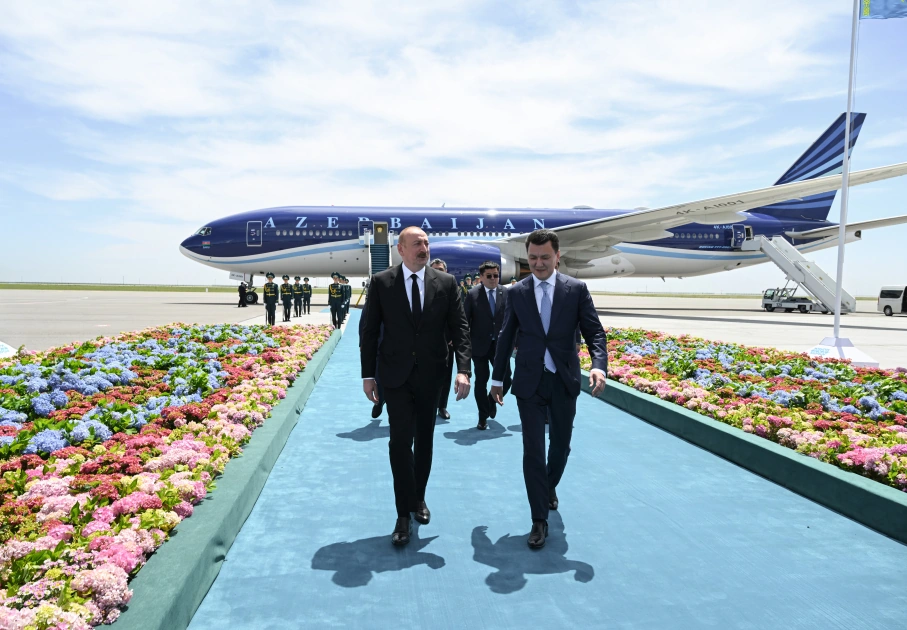 President Ilham Aliyev arrives in Kazakhstan for working visit (PHOTO)
