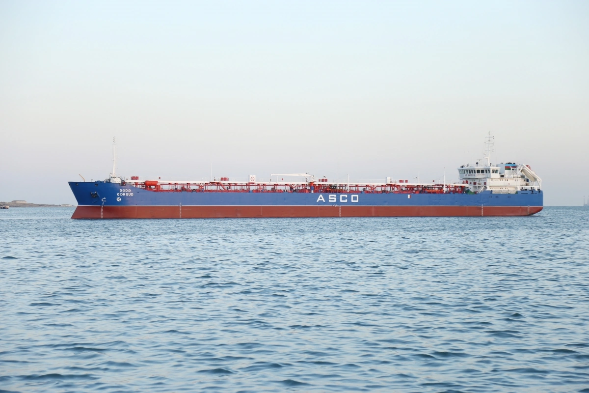 Azerbaijan recommissions 'Suleyman Vazirov' pipe-laying vessel after repair