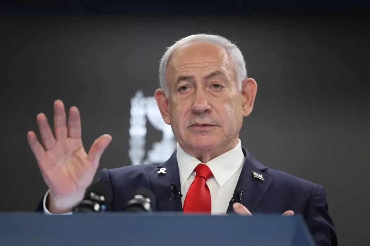 Netanyahu urges Iranians to overthrow government