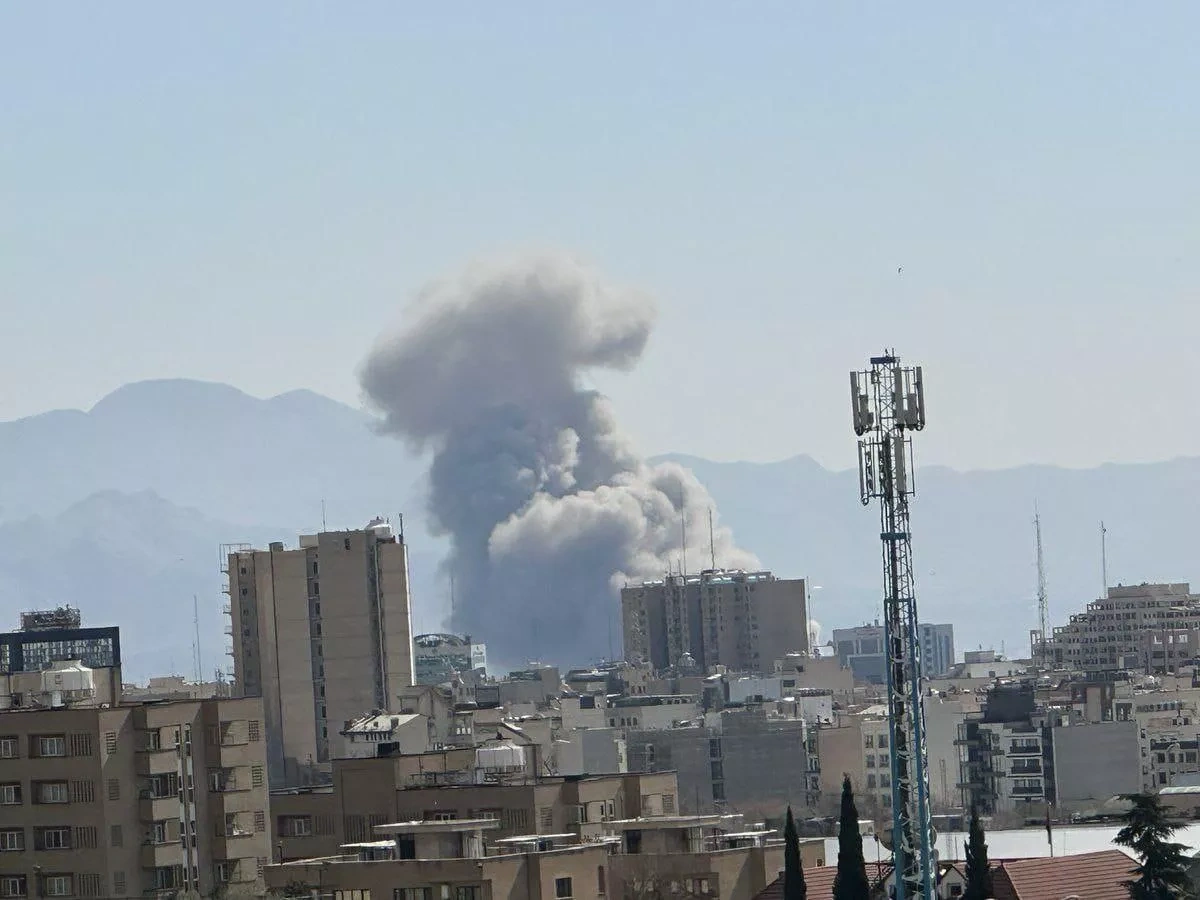 Israel striking heart of Tehran VIDEO