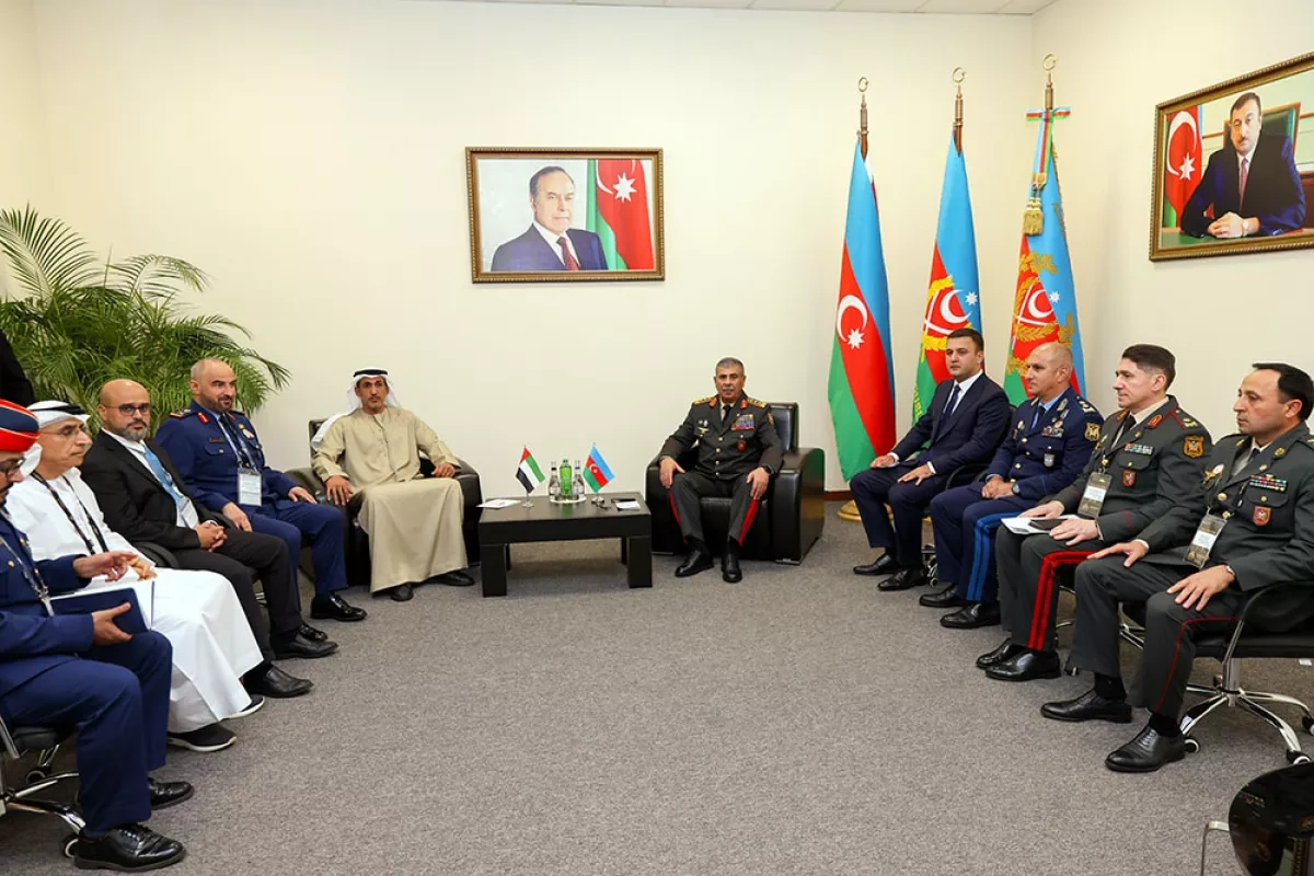 Azerbaijan, UAE discuss military cooperation at ADEX-2026 PHOTO