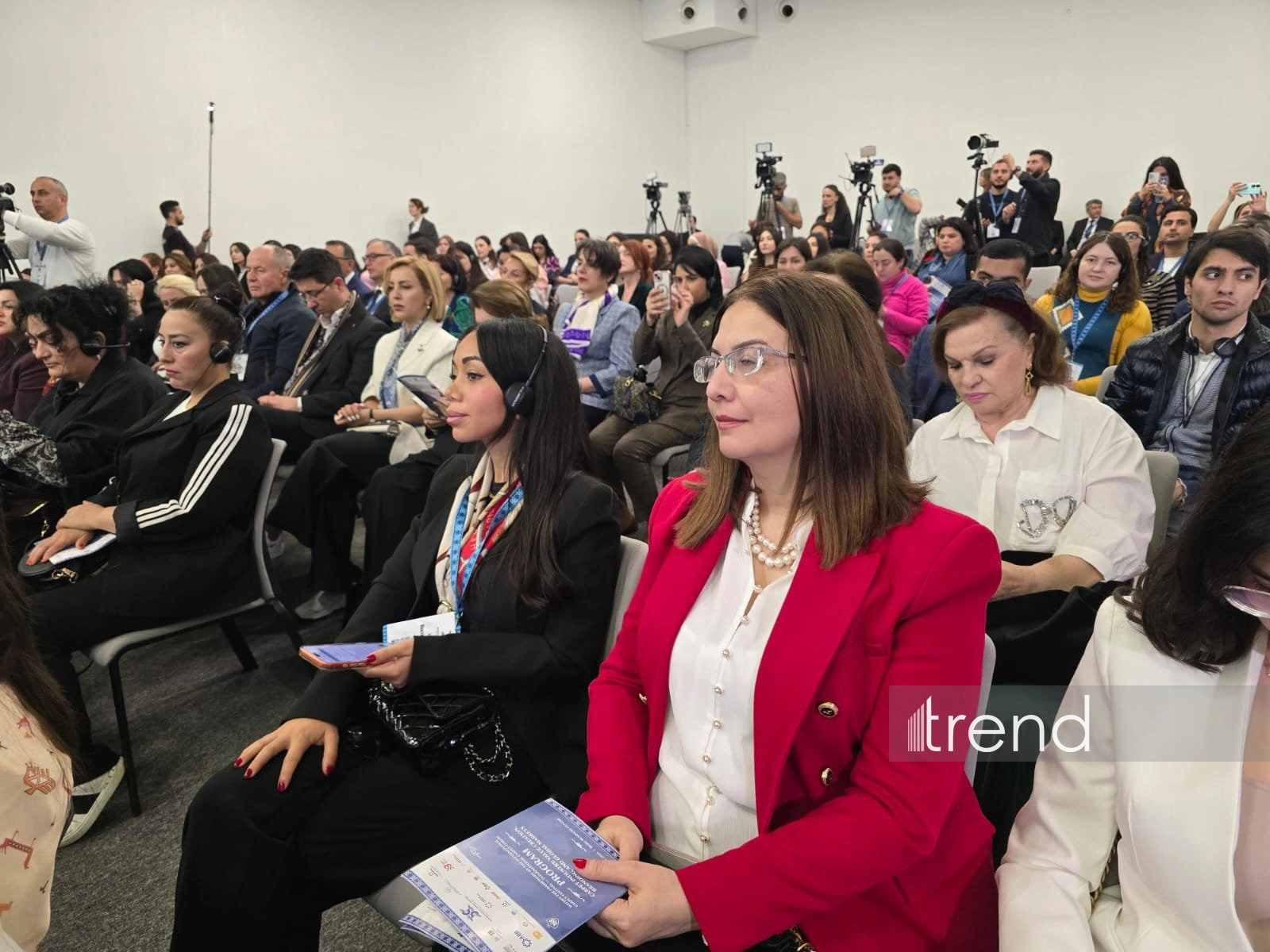 Baku becomes global capital of carpet art – opening of international forum (PHOTO)