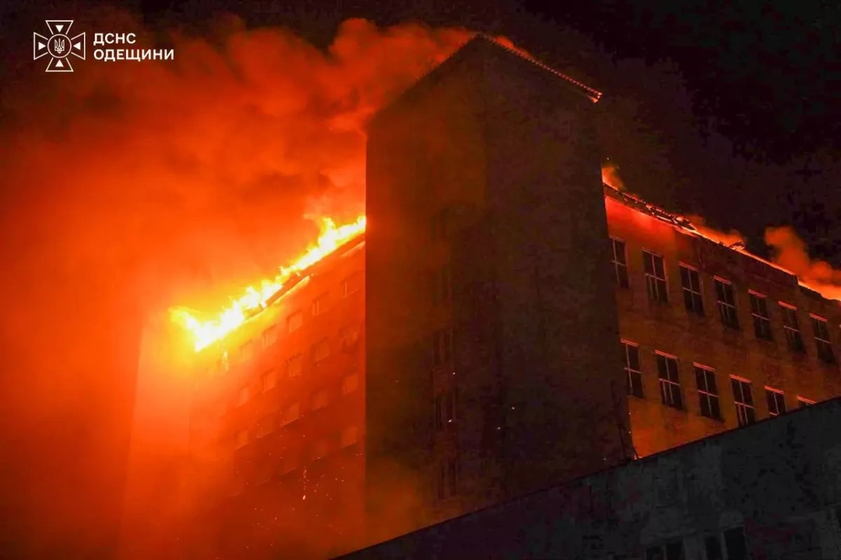 Night-time attack damages hospital, shopping centre in Ukraine's Odesa PHOTO / VIDEO