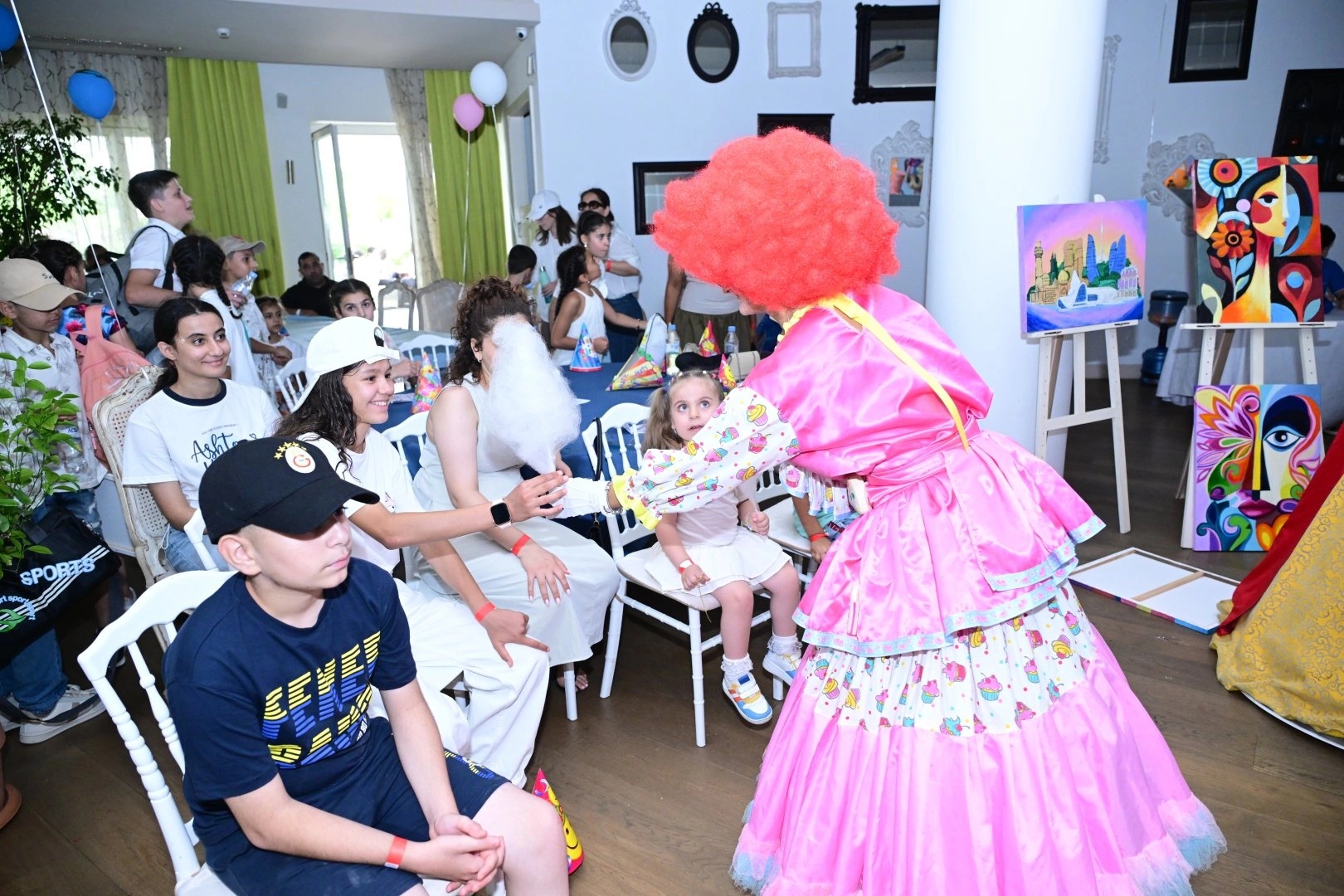 On initiative of Mehriban Aliyeva, President of Heydar Aliyev Foundation, entertainment event held for children in need of special care (PHOTO)