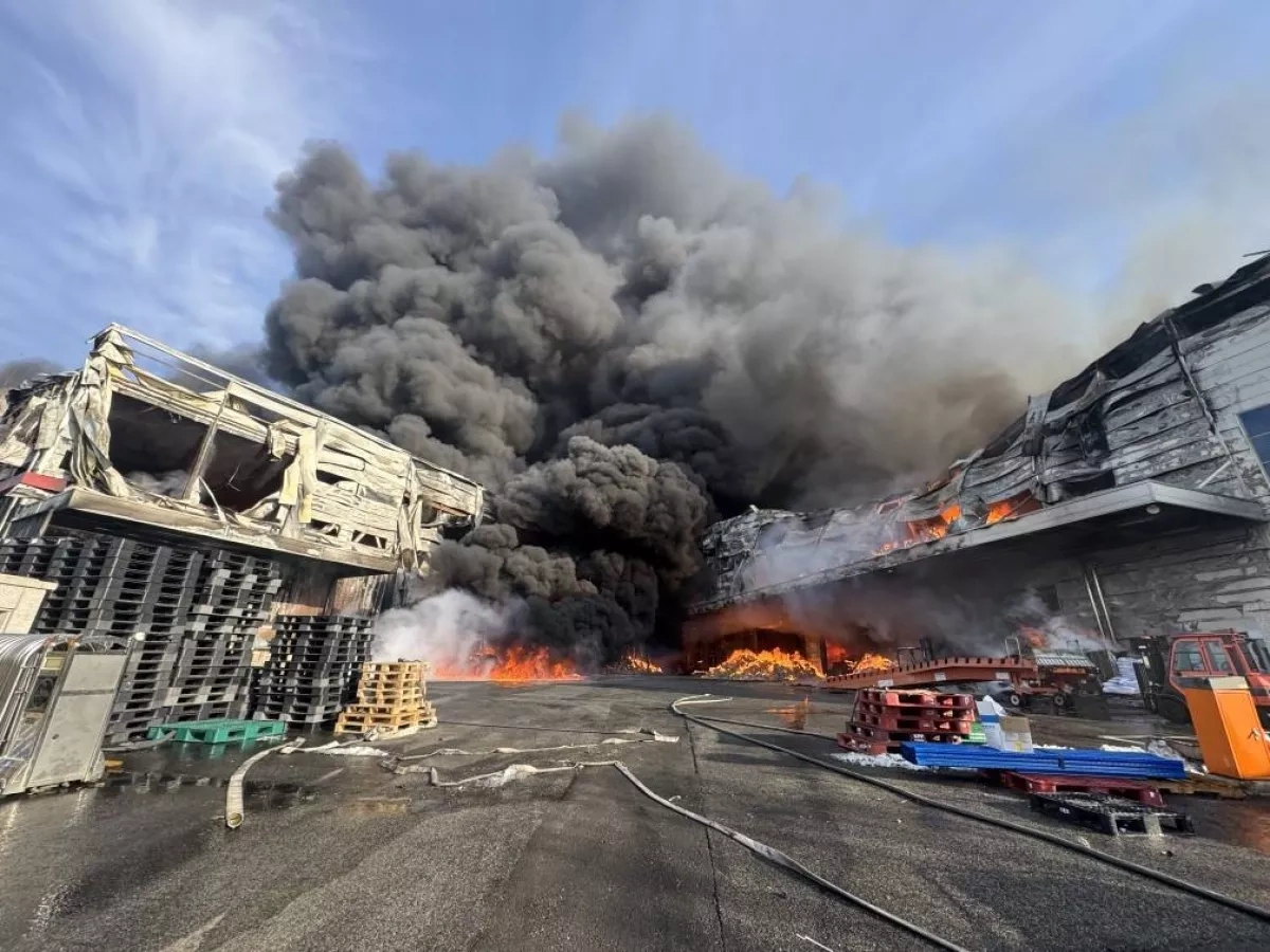Factory fire in South Korea kills one, leaves foreign worker missing