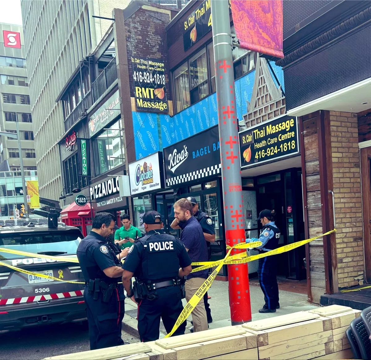 Two Jewish bakeries in Toronto targeted in attacks, police launch probe PHOTO