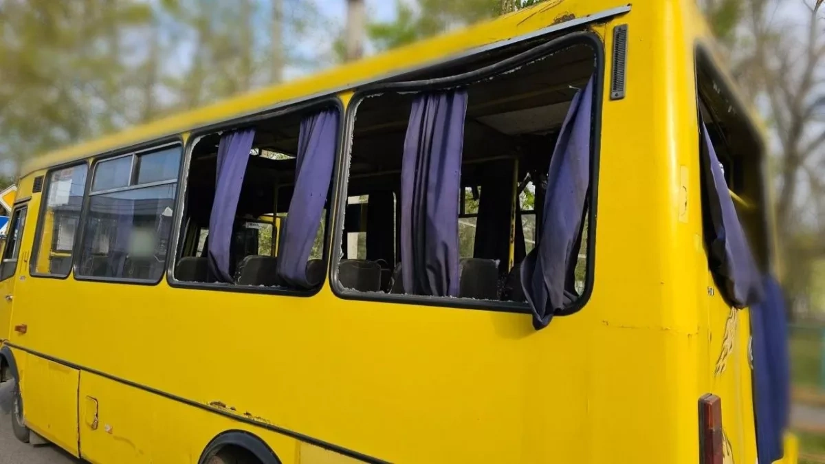 Russian drone strike hits bus in Kherson, two killed PHOTO