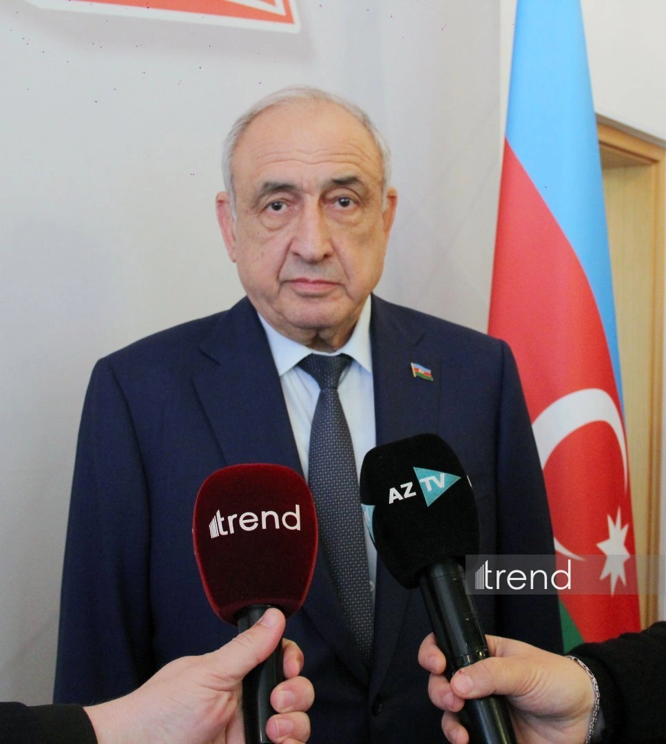 Azerbaijani and Belarusian ambassadors hail new Ganja-Minsk factory deal (PHOTO)